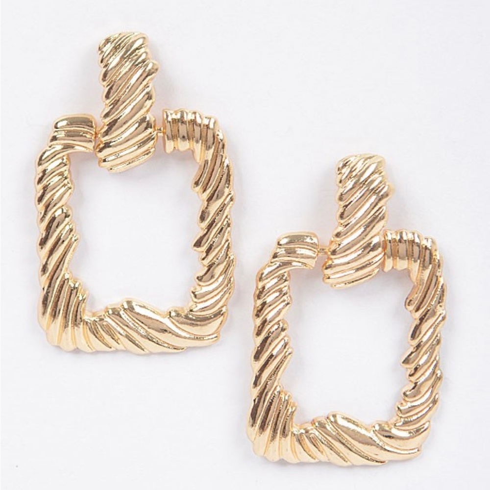Gold earrings